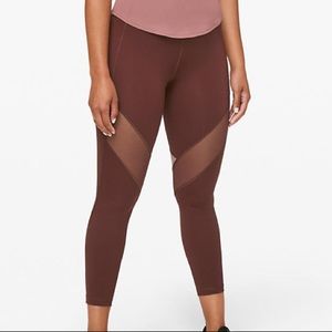 Lululemon x Barry’s (stronger as one) leggings